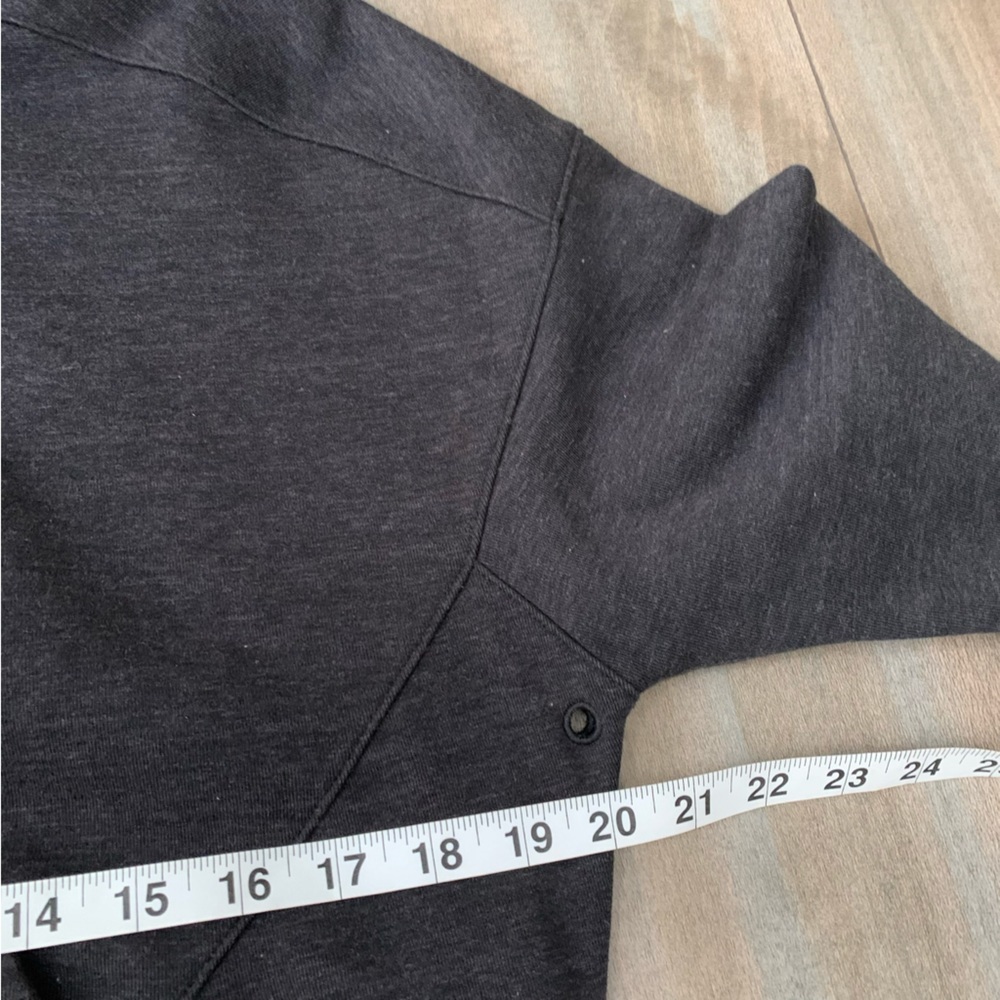 Lululemon Light As Warmth Crew pullover sweatshirt Heathered Core Black size 8​ - Picture 12 of 12